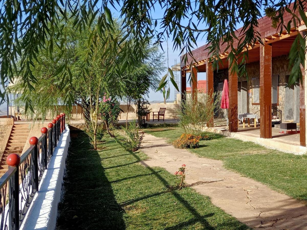 Tamanoucht Hotel Ifrane  Exterior photo