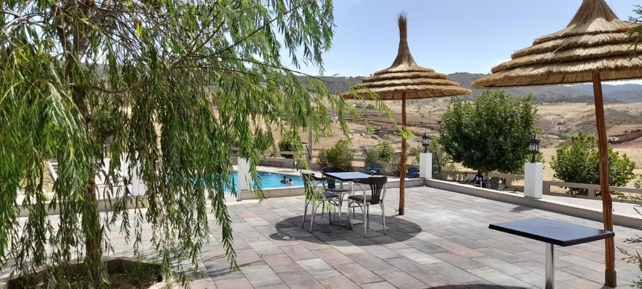 Tamanoucht Hotel Ifrane  Exterior photo