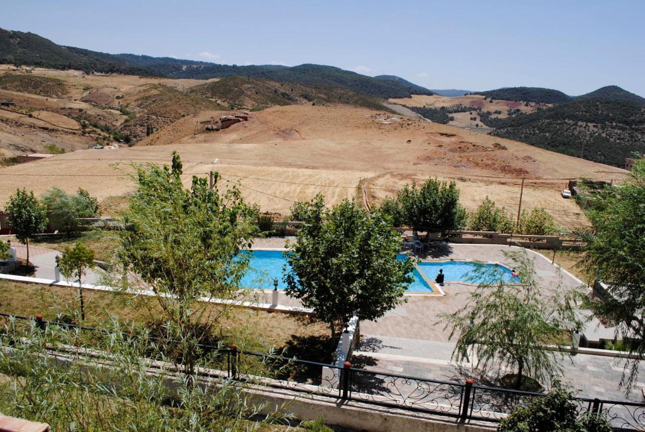 Tamanoucht Hotel Ifrane  Exterior photo