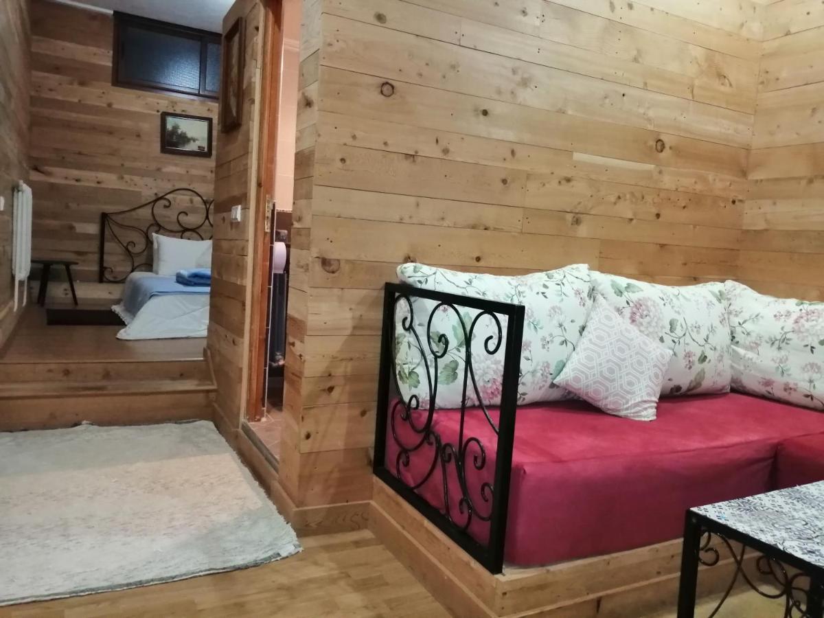 Tamanoucht Hotel Ifrane  Exterior photo